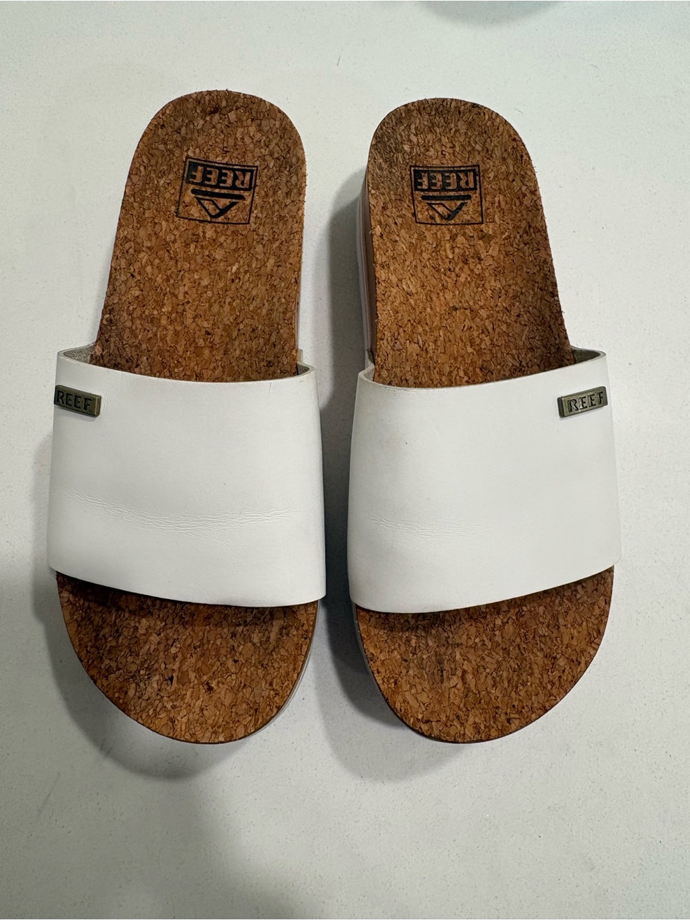 Reef Women’s size 5 White Cork Slide Sandals